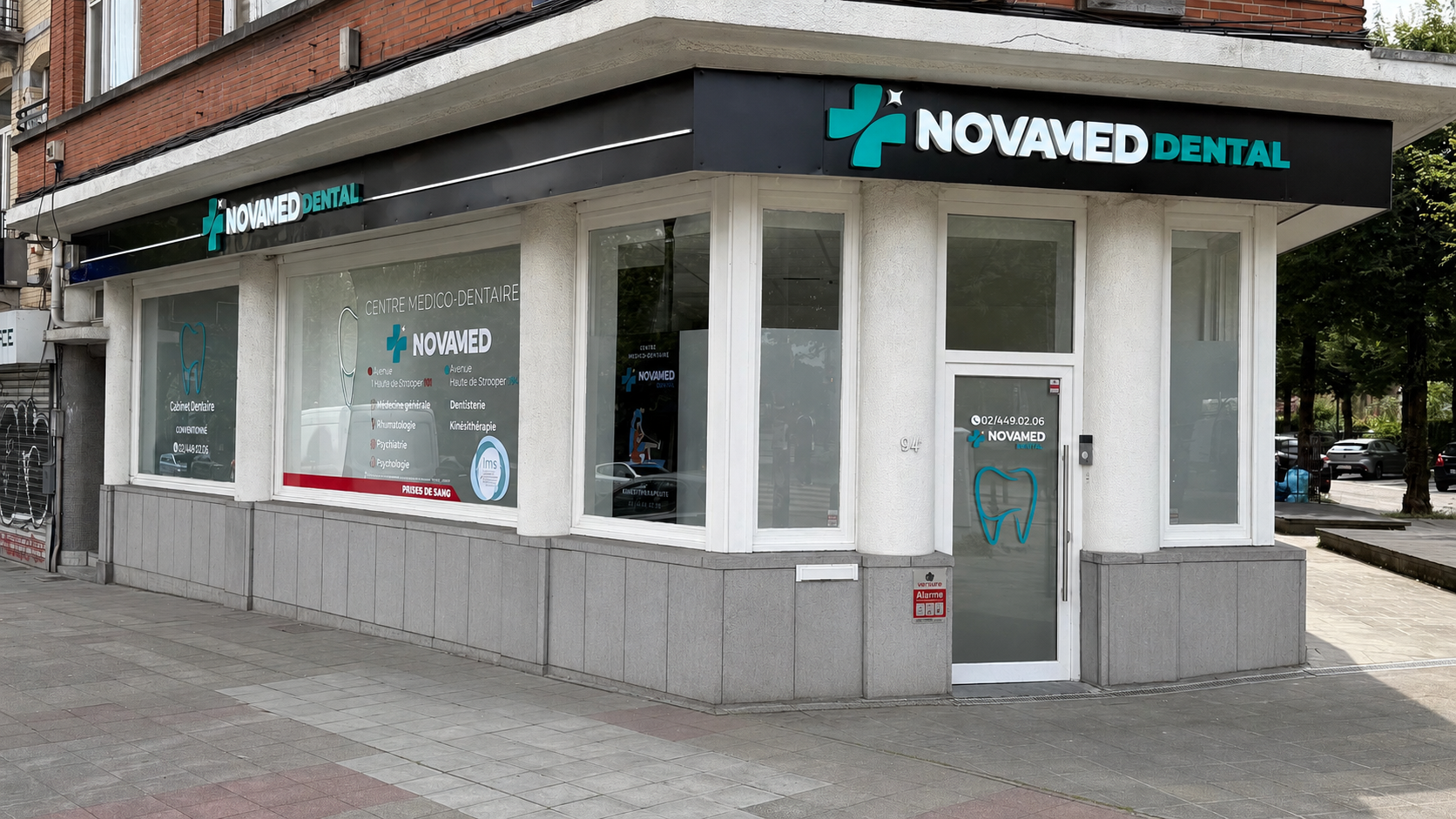 Devanture Novamed Dental